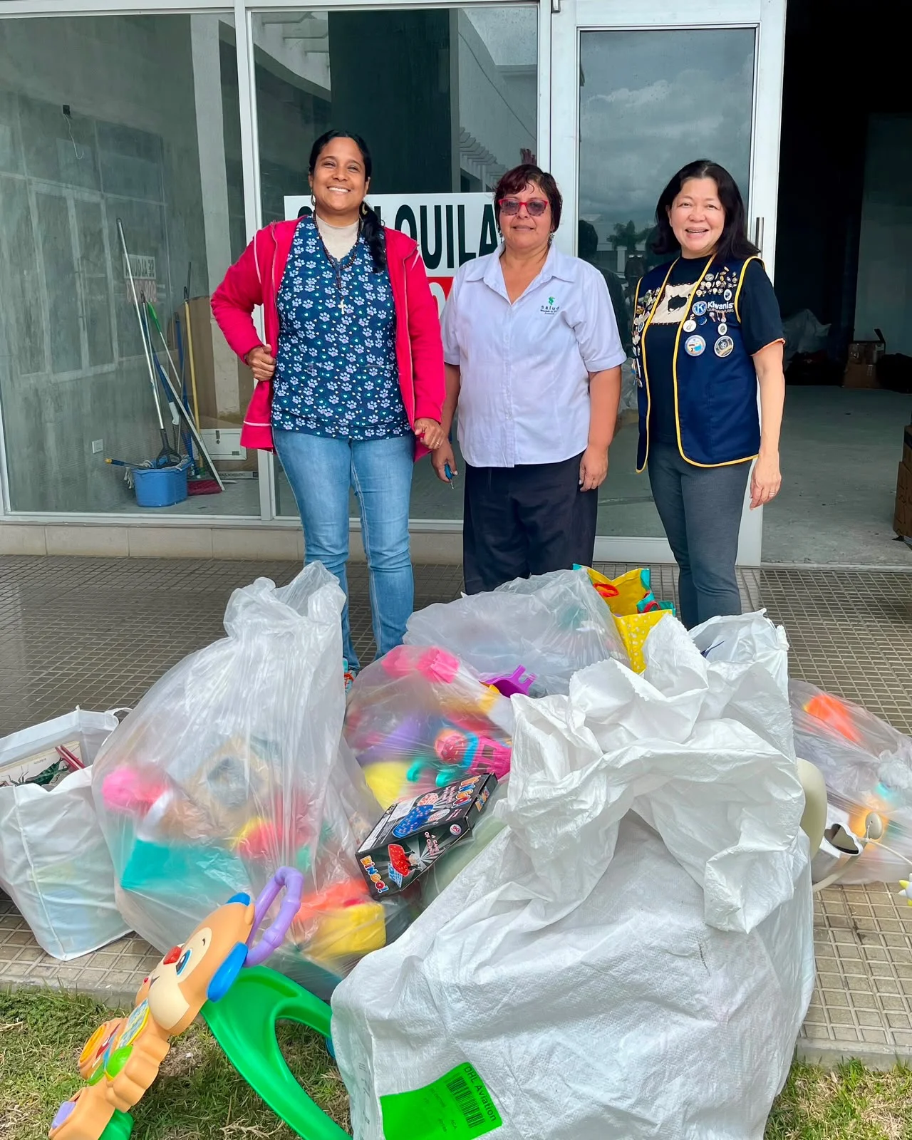 Actividad de comunidad del Club Kiwanis Playas
